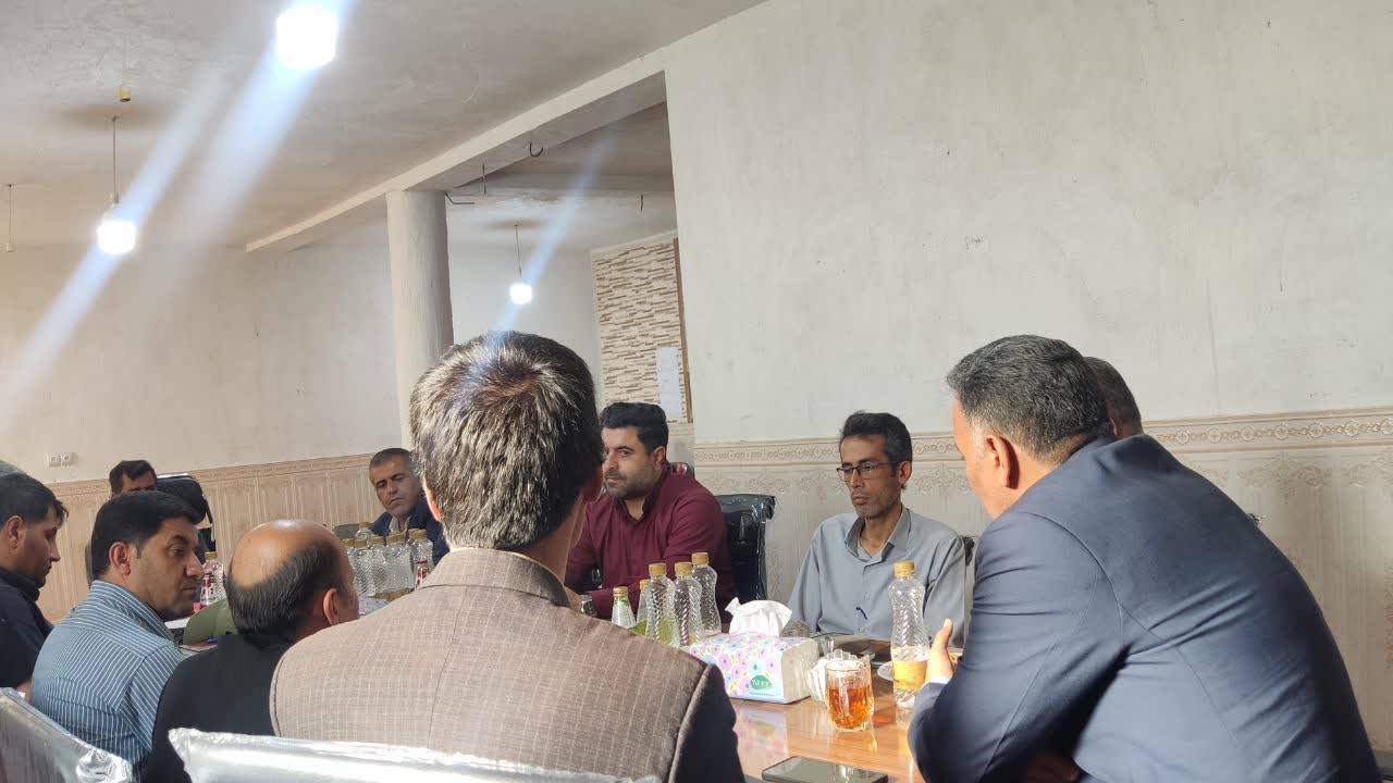 همه دستگاهها پای کار جاده ملی دهدشت ـ خیرآباد؛ فرماندار کهگیلویه: هیچ مانعی نباید اجرای پروژه را متوقف کند