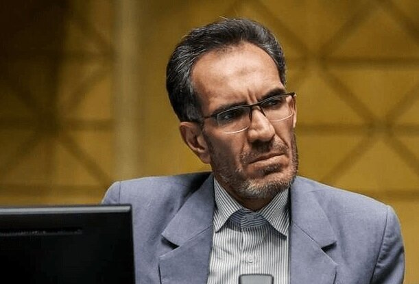 آمریکا در پی حاشیه‌سازی پس از بدرقه رهبر شهید ایران