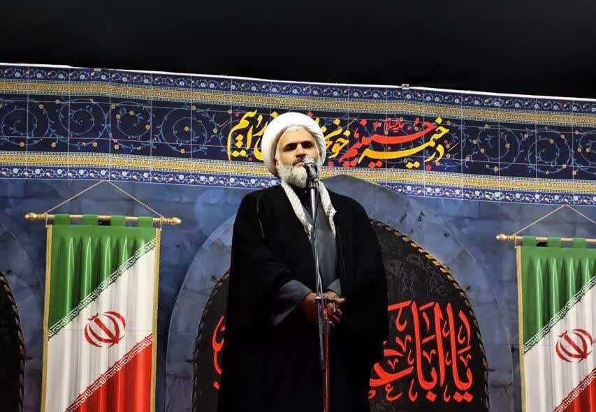 آیت‌الله صلح‌میرزایی: ملت ایران در برابر زورگویان سر تسلیم فرود نمی‌آورد