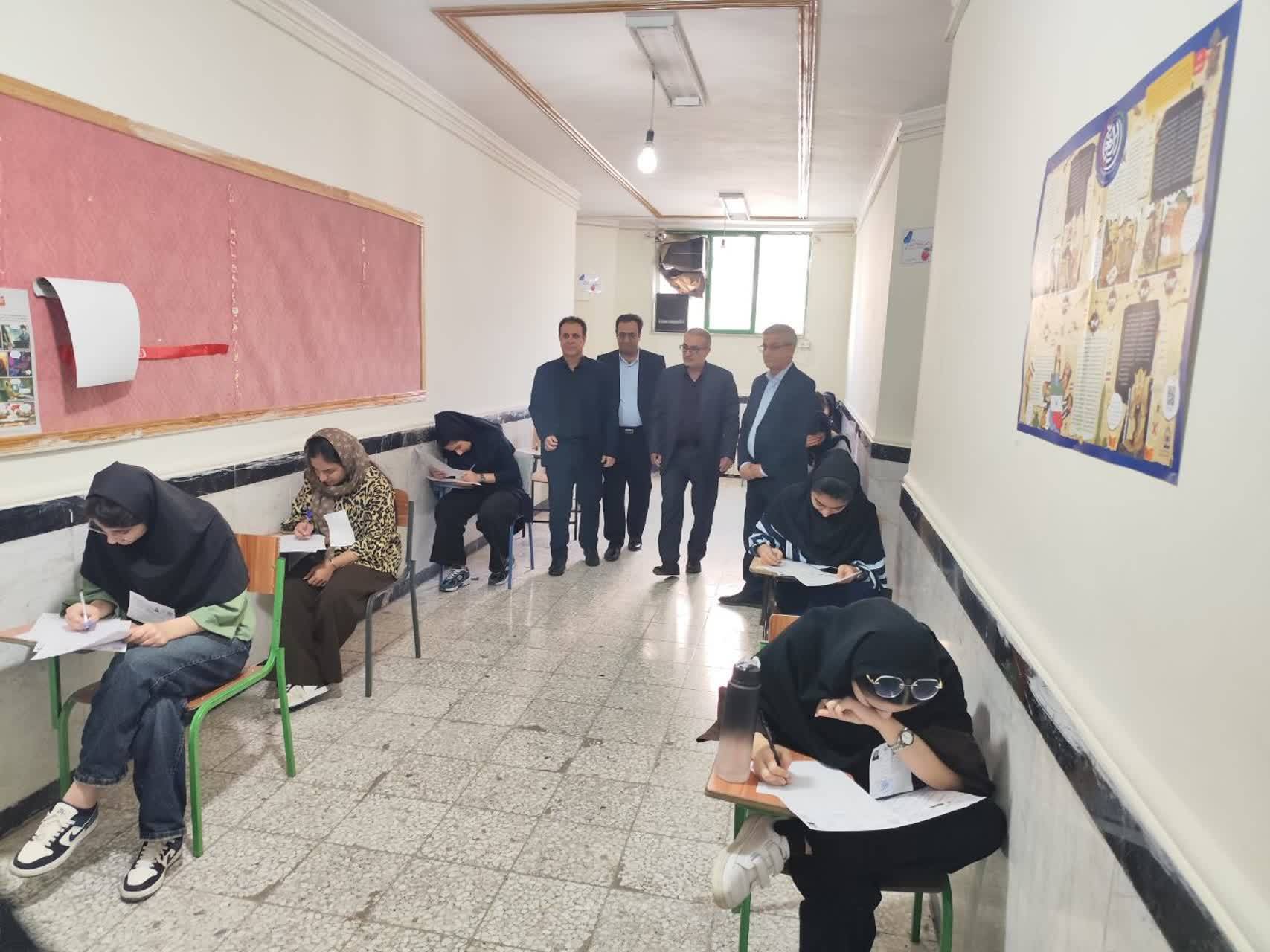 استاندار کهگیلویه و بویراحمد از روند برگزاری امتحانات نهایی بازدید کرد
