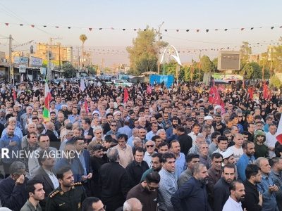 استقبال مردم دهدشت از پیکر شهید علوی پس از شهادت در بمپور