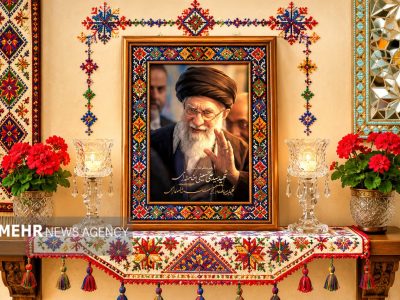 اقامه نماز بر پیکر مطهر رهبر شهید در حرم رضوی