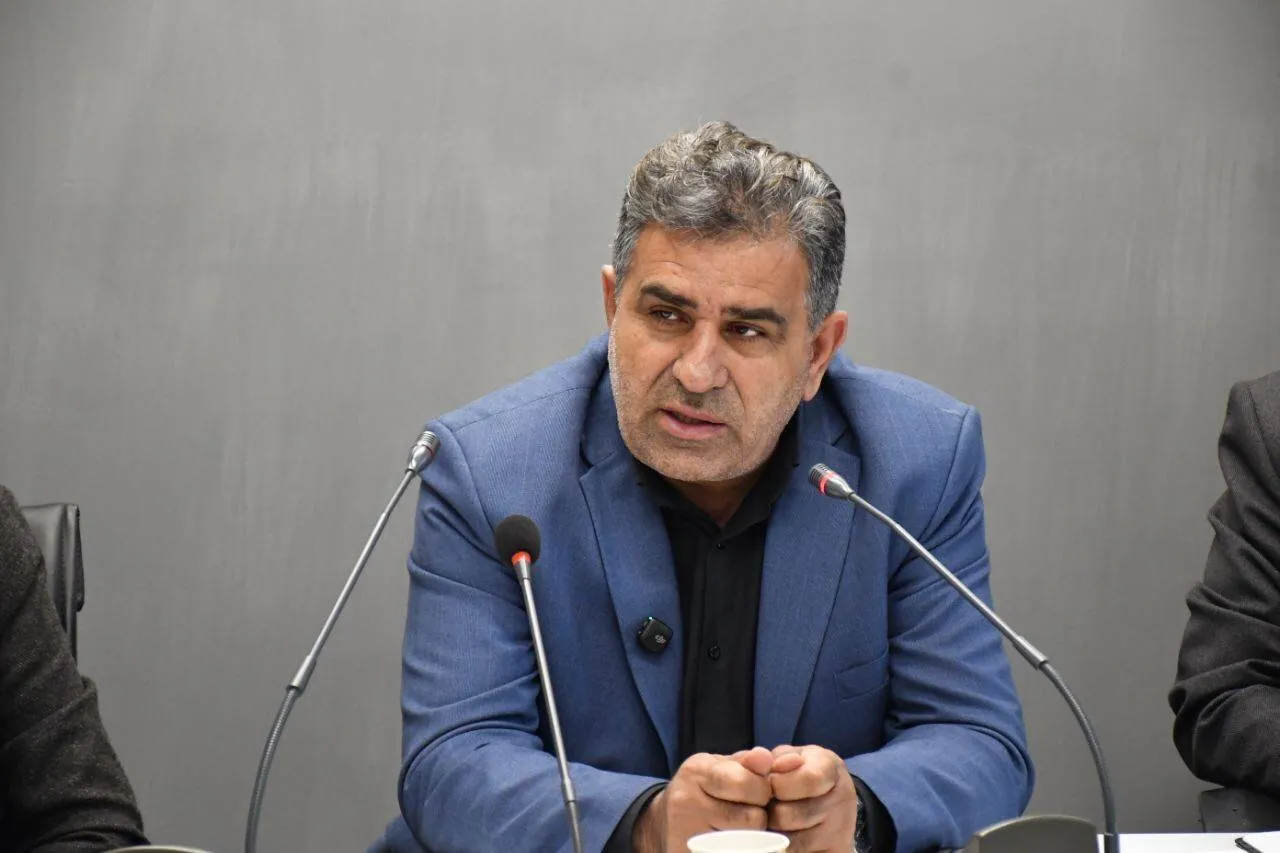 بخشنامه دولت درباره نیرو‌های شرکتی مغایر عدالت اداری است