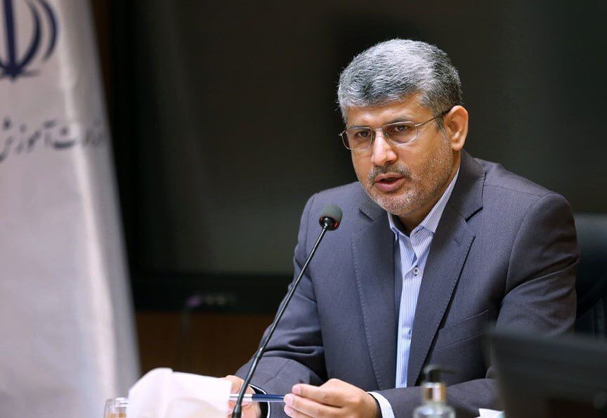 تأمین نیروی انسانی در آموزش و پرورش با وجود بازنشستگی ۵۷ هزار معلم