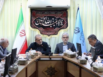 تأکید رئیس‌جمهور بر نقش دانشگاه‌ها در حل مسائل کشور