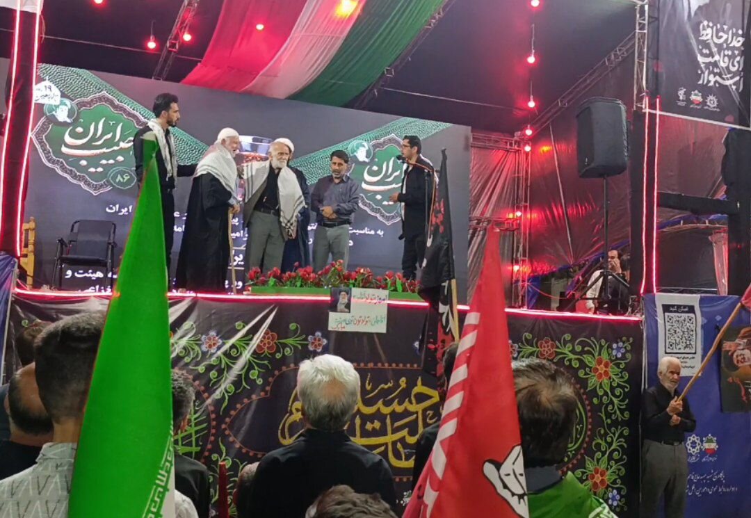 تجلیل از دو پیرغلام در اجتماع شبانه گرگان با نشان «حبیب»