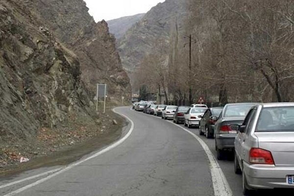 ترافیک سنگین در جاده چالوس، یکطرفه شد