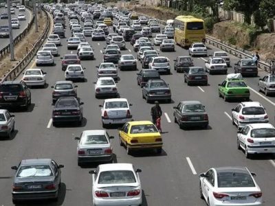 ترافیک سنگین در محورهای منتهی به تهران در صبحگاهی