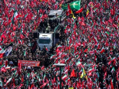 تشییع باشکوه آیت‌الله خامنه‌ای؛ حماسه‌ای از عشق و وفاداری