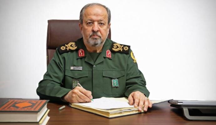 حضور میلیونی مردم در تشییع قائد شهید، پشتوانه قدرت دفاعی کشور