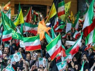 حضور پرشور مردم خمین در بیعت با رهبر انقلاب