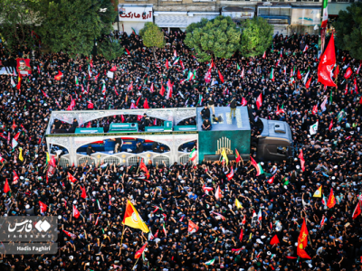 حضور ۷ تا ۸ میلیون نفر در تشییع رهبر شهید در مشهد