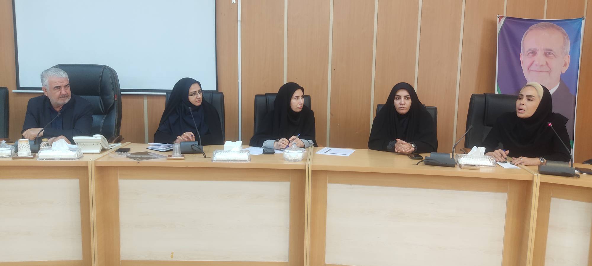 حمایت از بانوان کارآفرین با تکمیل بازارچه‌های نیمه‌تمام