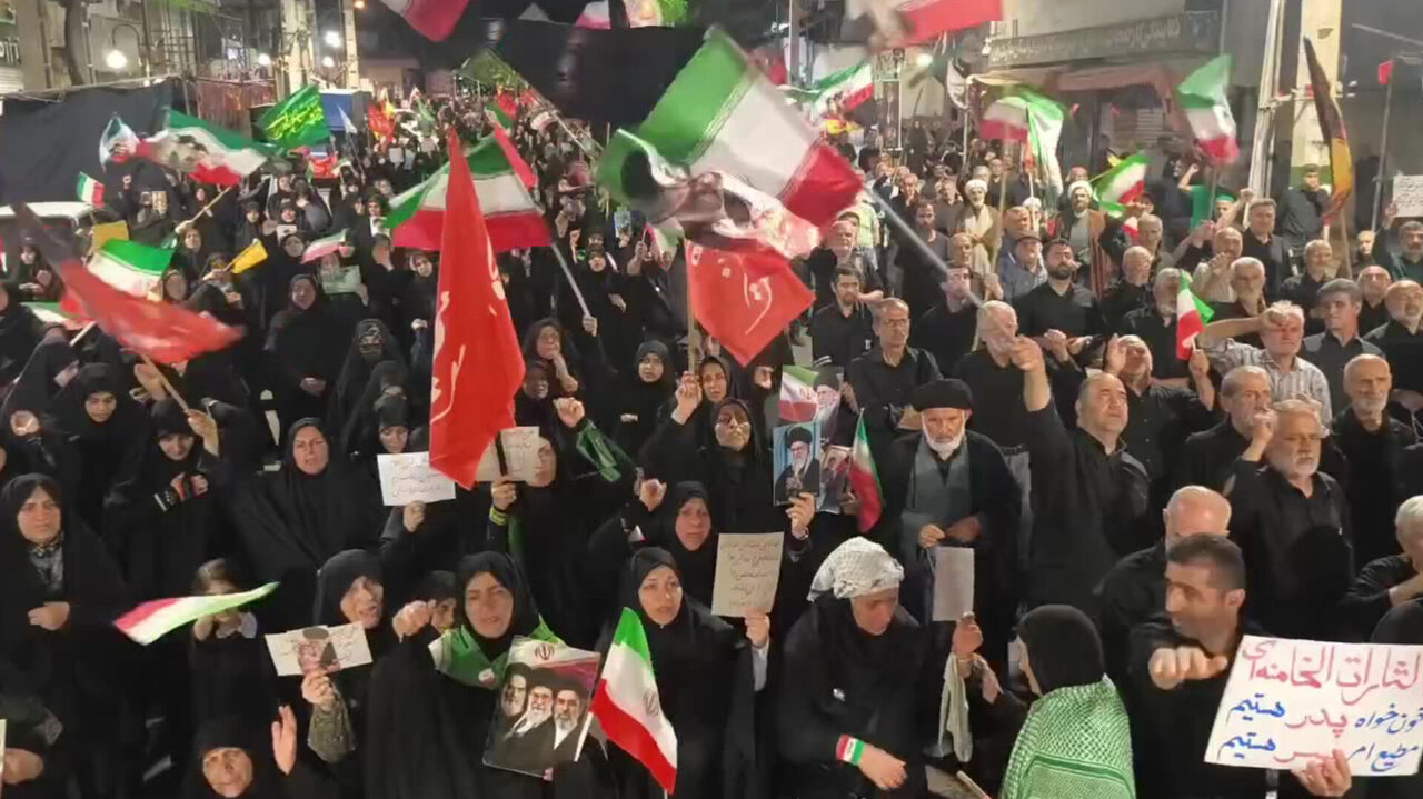 خروش مردم مازندران در حمایت از رزمندگان و خونخواهی رهبر شهید