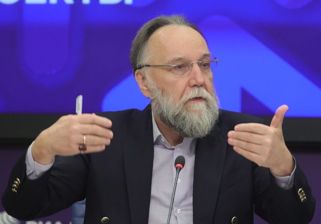 دوگین: خامنه‌ای با شهادتش جاودانه شد و ایران و روسیه متحد هستند