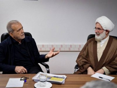 رئیس‌جمهور: مساجد محور مقابله با توطئه‌های اقتصادی دشمن