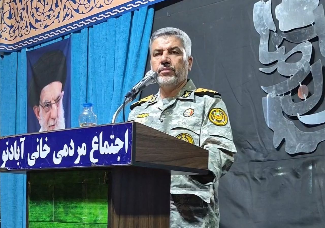 سخنگوی ارتش: ایستادگی ملت ایران در برابر تهدیدات دشمن ادامه دارد