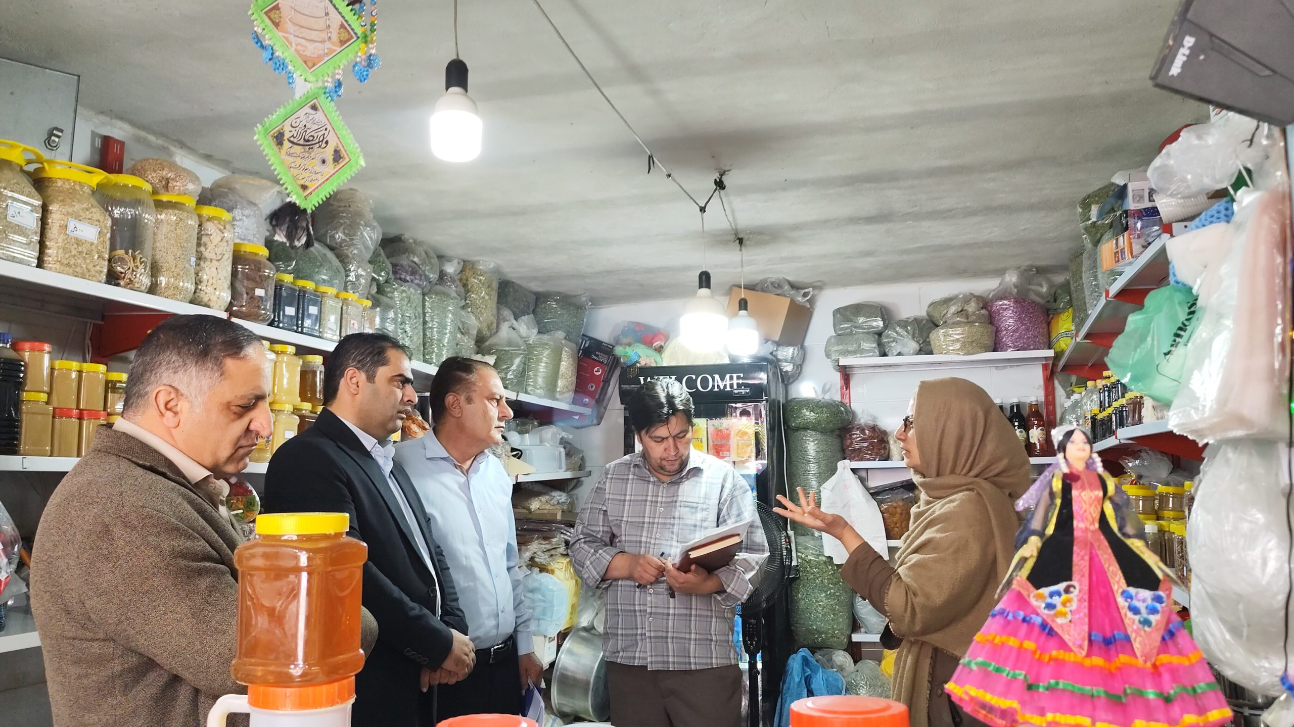 شناسایی ۱۴ واحد متخلف عرضه سوغات در سی سخت