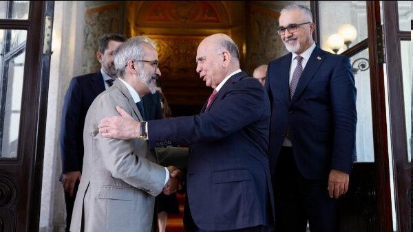 عراق بر لزوم تضمین آزادی دریانوردی در تنگه هرمز تأکید کرد