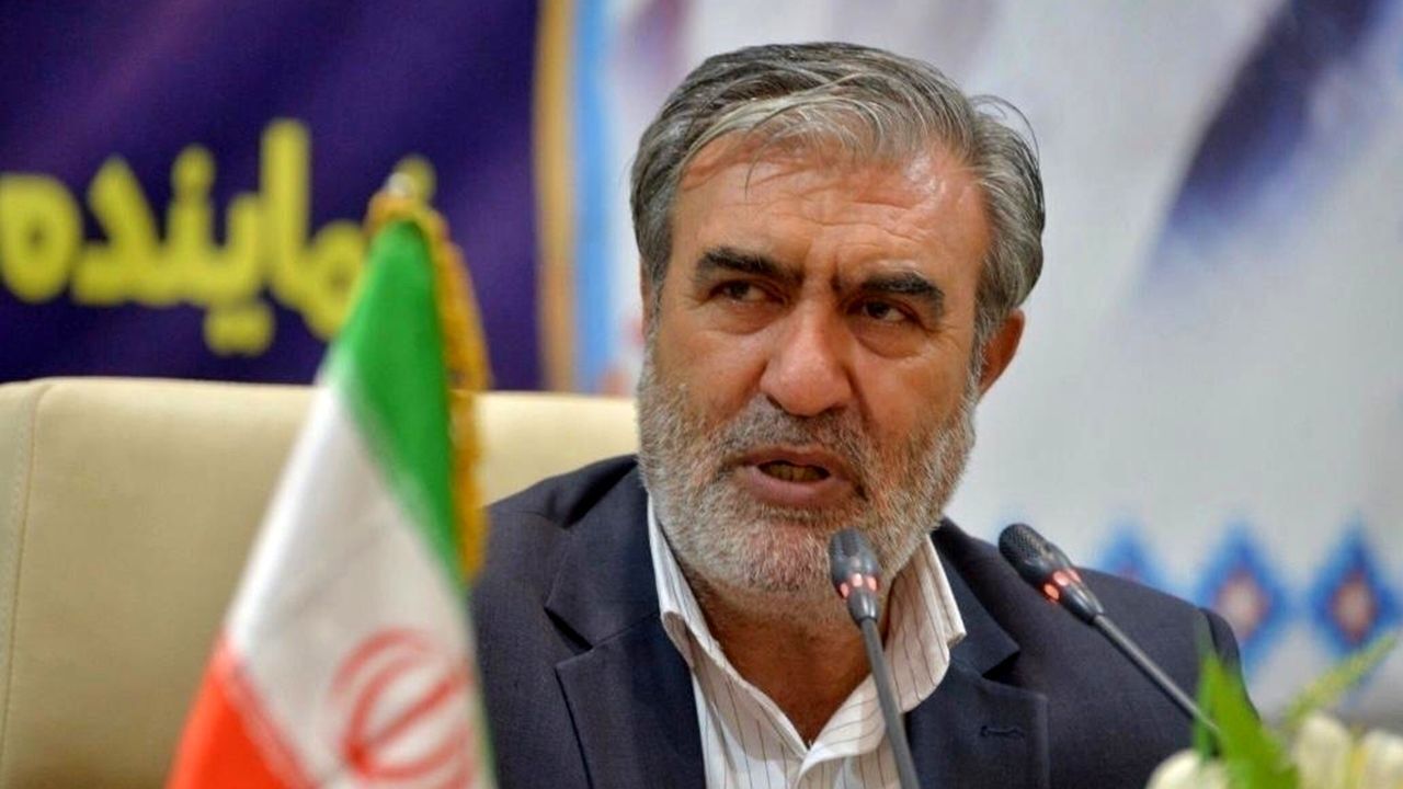 عزیزی: سربازان آمریکایی باید هرچه سریع‌تر کشور را ترک کنند