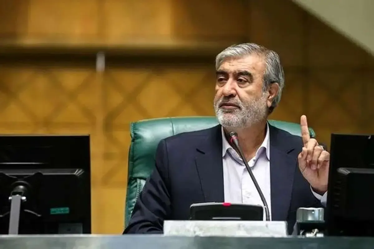 عزیزی: ملت‌ها و جبهه مقاومت گریبان آمریکا را رها نخواهند کرد