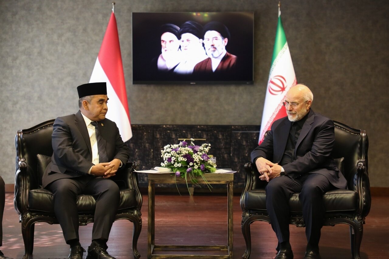 قالیباف: مذاکره با آمریکا نیازمند آمادگی برای جنگ است