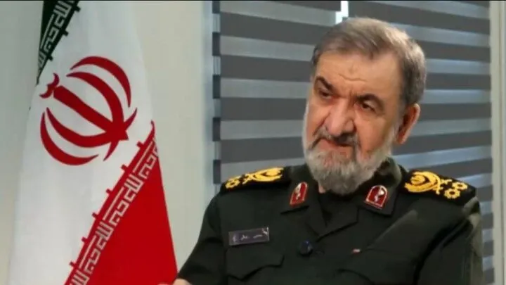 محسن رضایی: ایران آماده پاسخگویی تهاجمی به تهدیدات آمریکا است