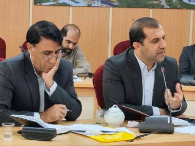 مدیران و تأثیر آن‌ها بر سرمایه اجتماعی در دنا