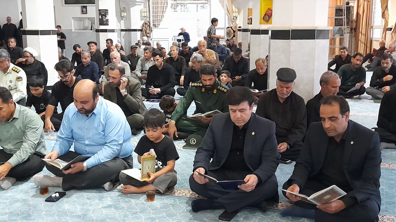 مراسم بزرگداشت امام شهید در خلیل‌آباد برگزار شد