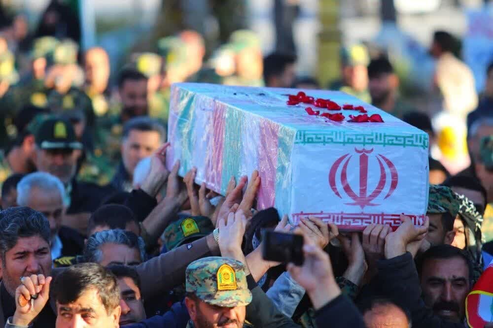 مراسم تشییع پیکر سه سرباز شهید در رفسنجان آغاز شد