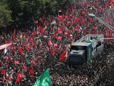 مراسم وداع با رهبر شهید انقلاب در تهران به پایان رسید