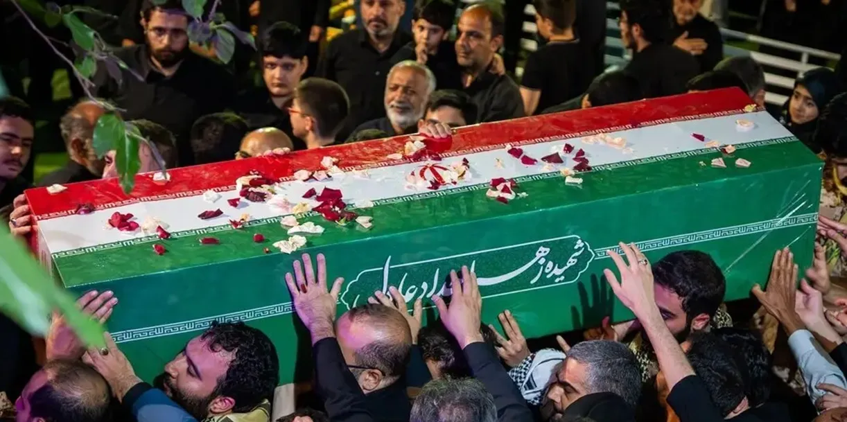 مراسم وداع با همسر شهید رهبر برگزار شد