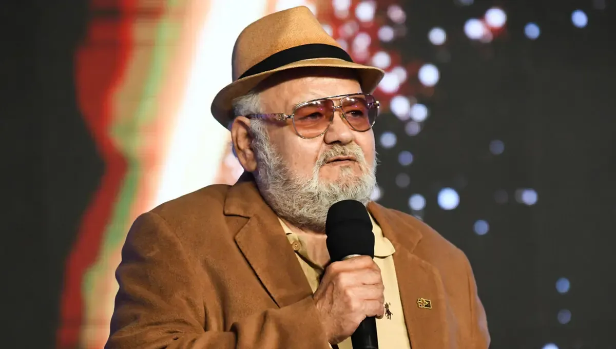 مراسم یادبود اکبر عبدی در شهرک غرب برگزار می‌شود