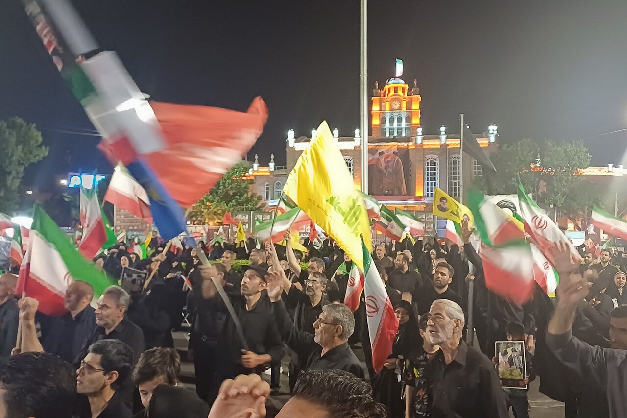 مردم تبریز با شعار «هیهات من‌الذله» تجدید بیعت کردند