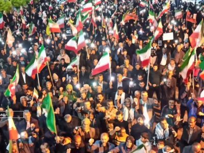 مردم کهگیلویه و بویراحمد در شب ۱۳۷ حمایت از ایران، تجدید میثاق کردند