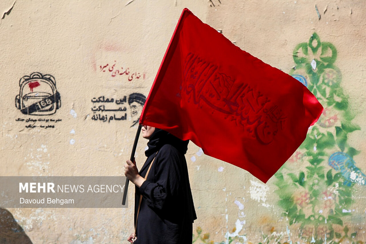 مشهد آماده استقبال از رهبر شهید انقلاب