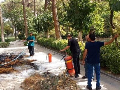مهار حریق جزئی در باغ‌موزه چهلستون اصفهان