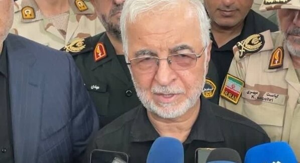 وزیر کشور در مراسم وداع با رهبر شهید انقلاب حضور یافت