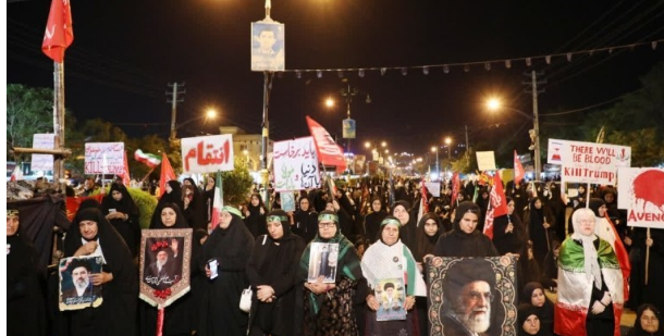 یاسوج در سوگ قائد شهید؛ ۱۲۸ شب ایستادگی در خیابان جمهوری