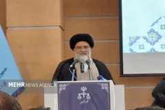 برخورد قاطع با مفسدان و مخلان نظم؛ مطالبه نماینده ولی‌فقیه از دستگاه قضا