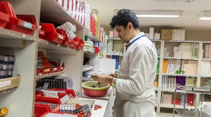 تسویه ۳.۷ هزار میلیارد تومانی مطالبات داروخانه‌ها و مراکز درمانی