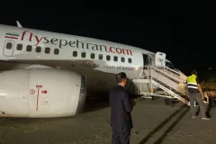 خروج هواپیمای سپهران از باند فرودگاه مشهد؛ مسافران در سلامت کامل هستند