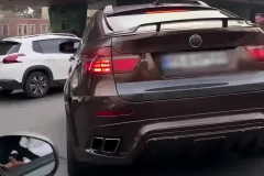 خودروی میلیاردی گلزار و بازتاب شکاف طبقاتی در آینه شبکه‌های اجتماعی
