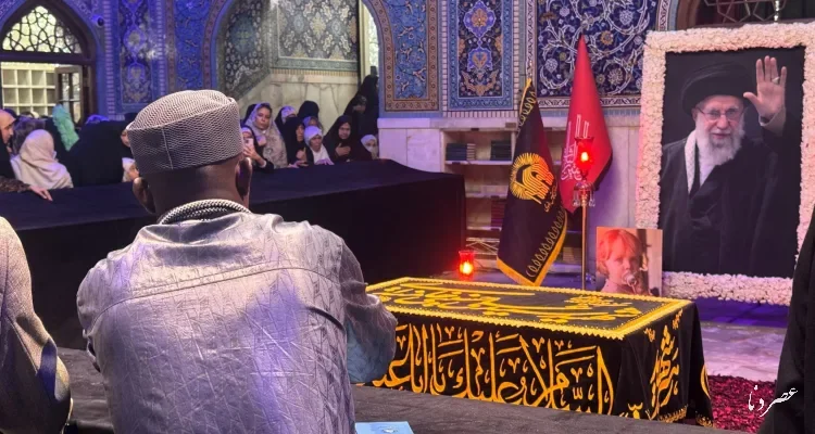 زیارت علما و اندیشمندان کنفرانس وحدت اسلامی از مزار شهید رهبر در حرم رضوی