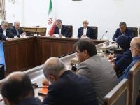 عارف: دشمن را در جنگ اقتصادی هم شکست می‌دهیم