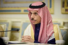 عربستان خواستار بازگشایی تنگه هرمز و باب‌المندب شد