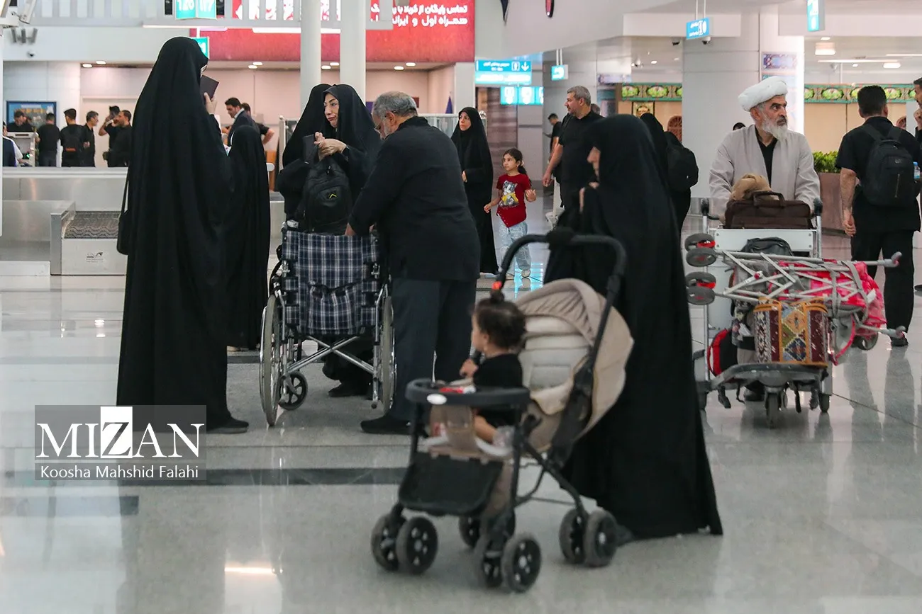 بازدید دادستان تهران از ترمینال سلام فرودگاه امام خمینی (ره) برای بررسی روند اعزام زائران اربعین (ع)/ مسدودی ۳ سایت و حساب آژانس‌های متخلف به دلیل فروش بلیت با نرخ‌های بالاتر از قیمت مصوب