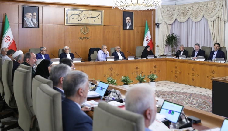 پزشکیان: انتصاب مدیران فقط بر اساس شاخص‌های علمی باشد
