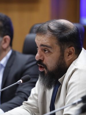 یوسف‌پور: شورای شهر قم برای حمایت از خبرنگاران مصوبه ماندگار تصویب کند