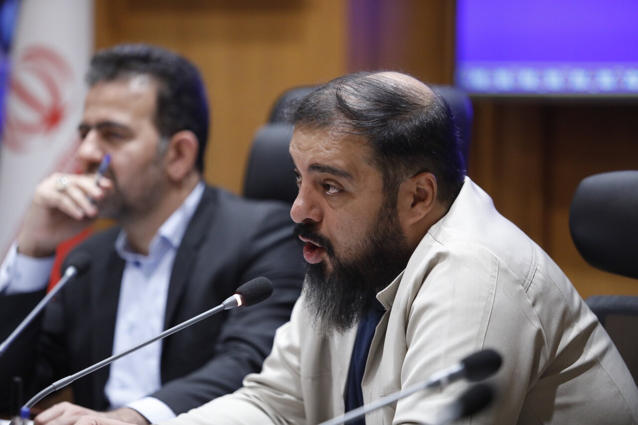 یوسف‌پور: شورای شهر قم برای حمایت از خبرنگاران مصوبه ماندگار تصویب کند